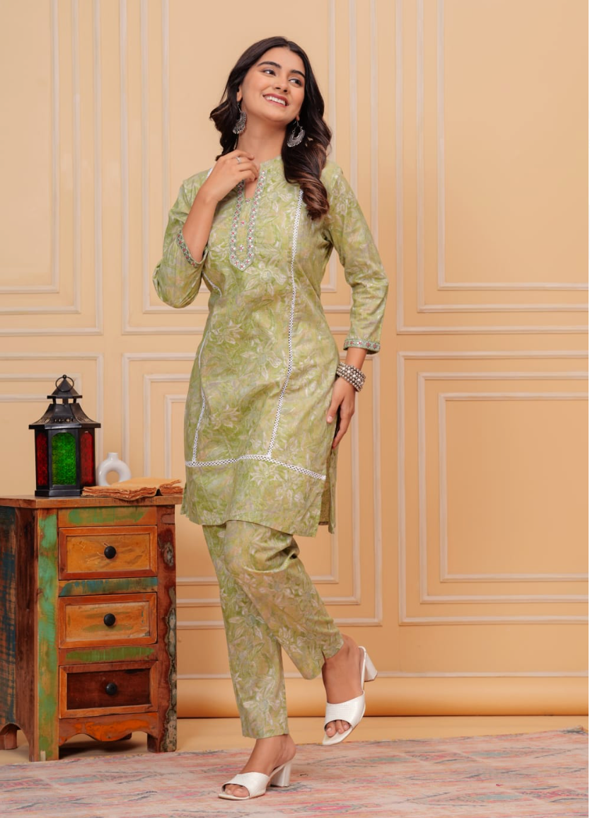 Women Cotton Kurta Pant Dupatta Set